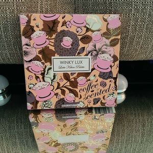 Winky Lux Latte Kitten Eyeshadow Palette